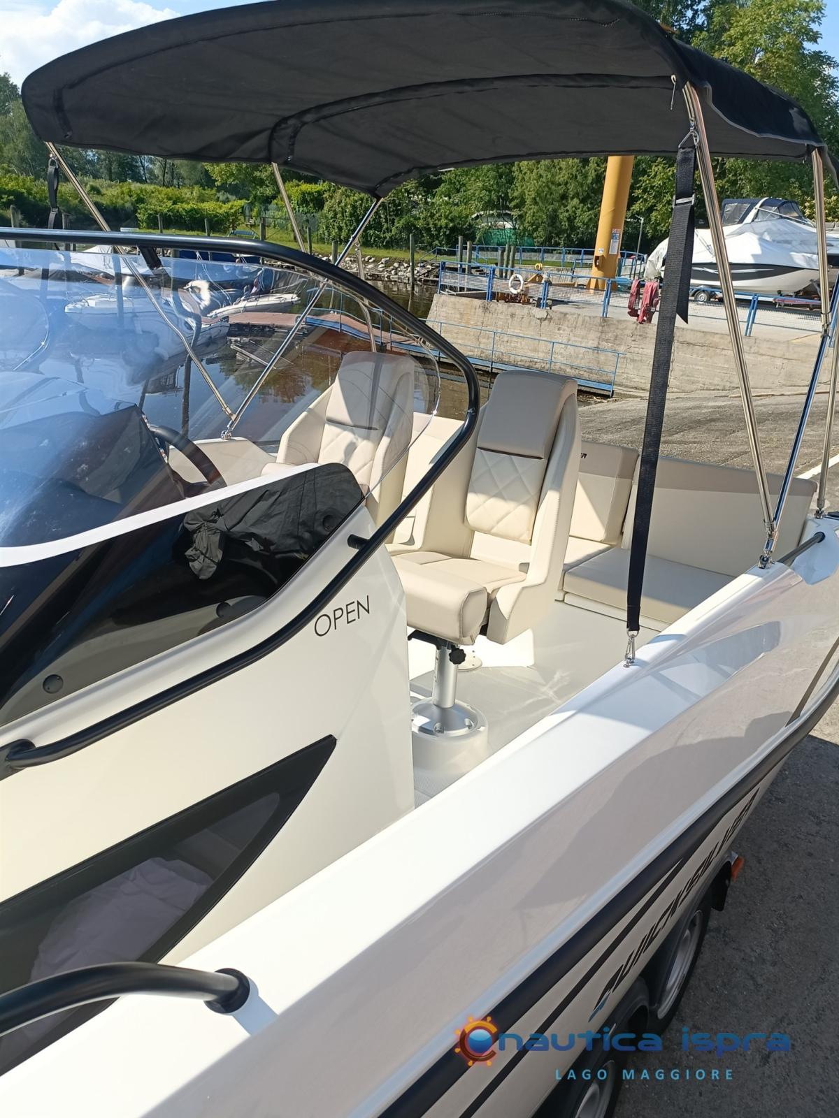 quicksilver 705 open