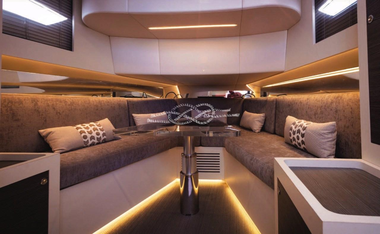 domina 42 walkaround