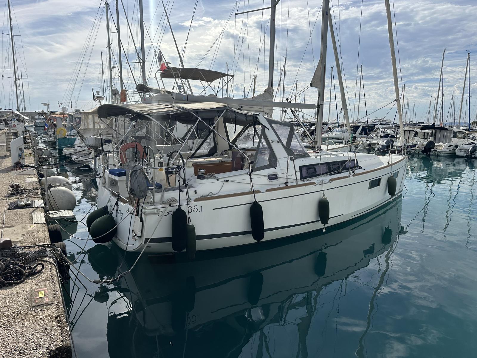beneteau Oceanis 35.1