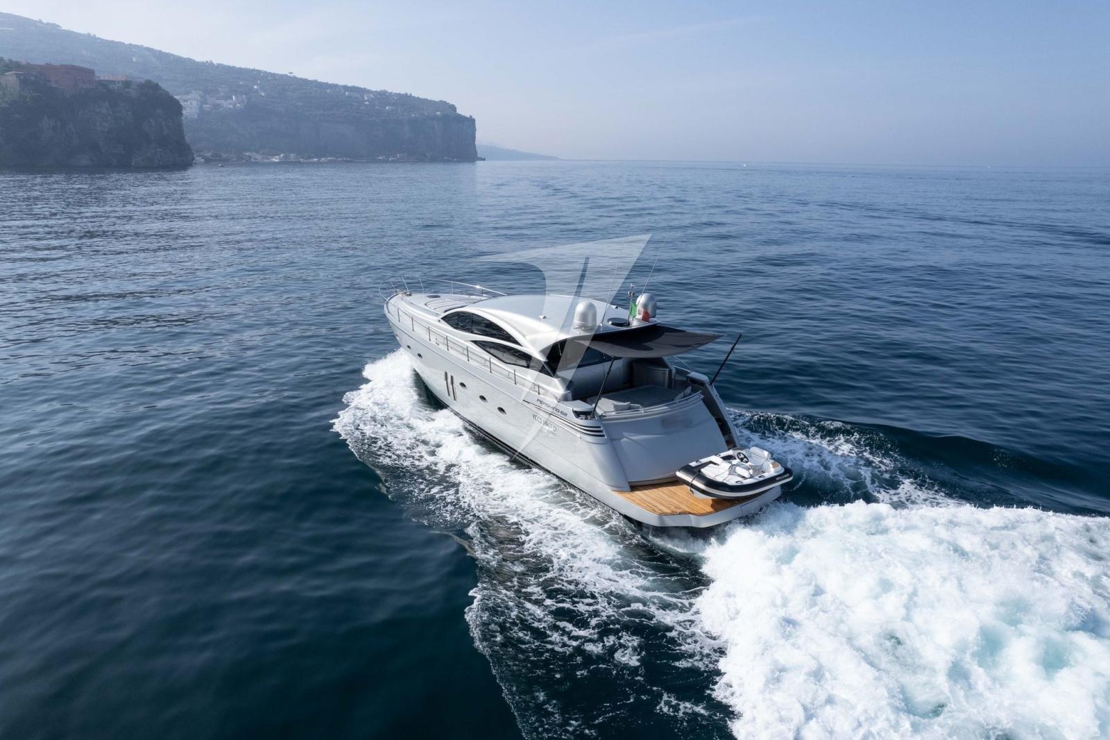 pershing 62