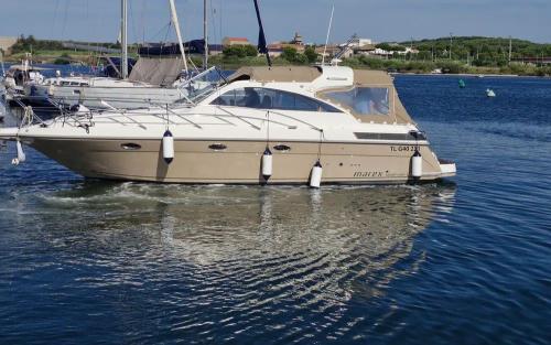 Marex 350 cc cabriolet cruiser