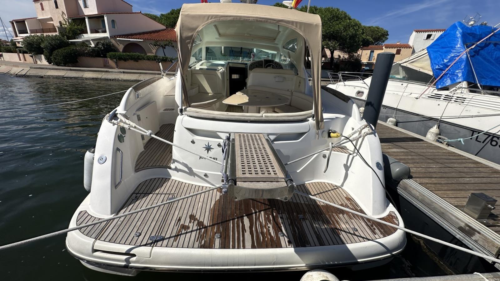 jeanneau Prestige 34 hard-top