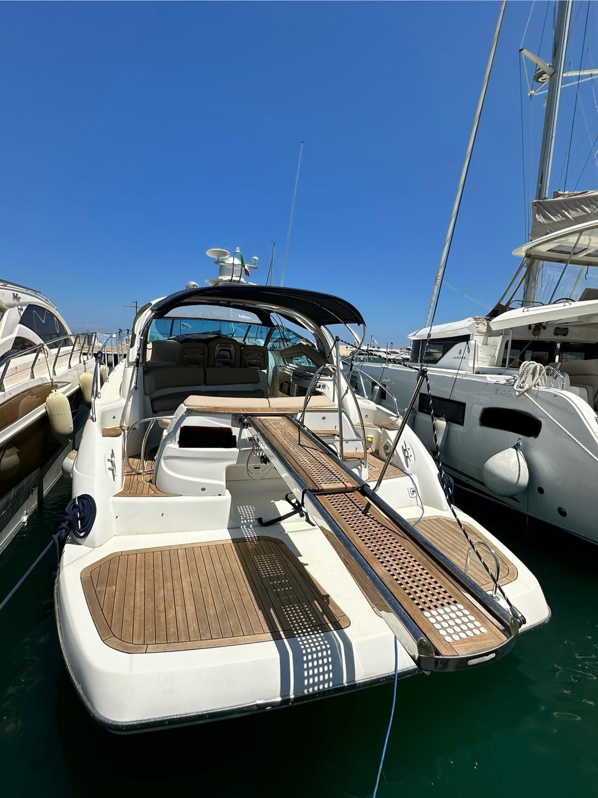 cranchi. Mediterrane 43 open top