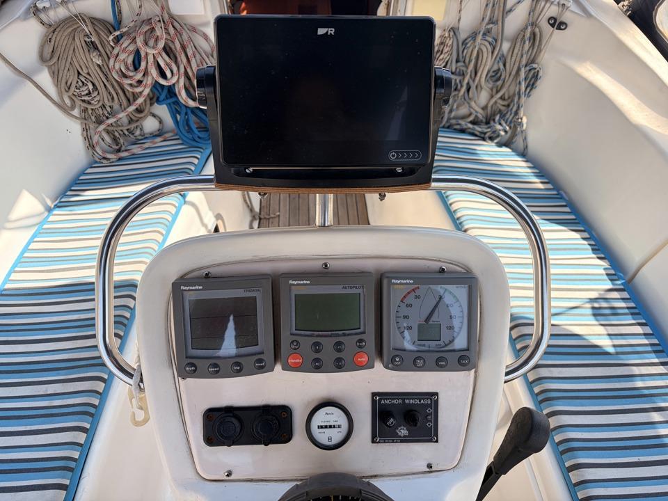 bavaria yachts 32