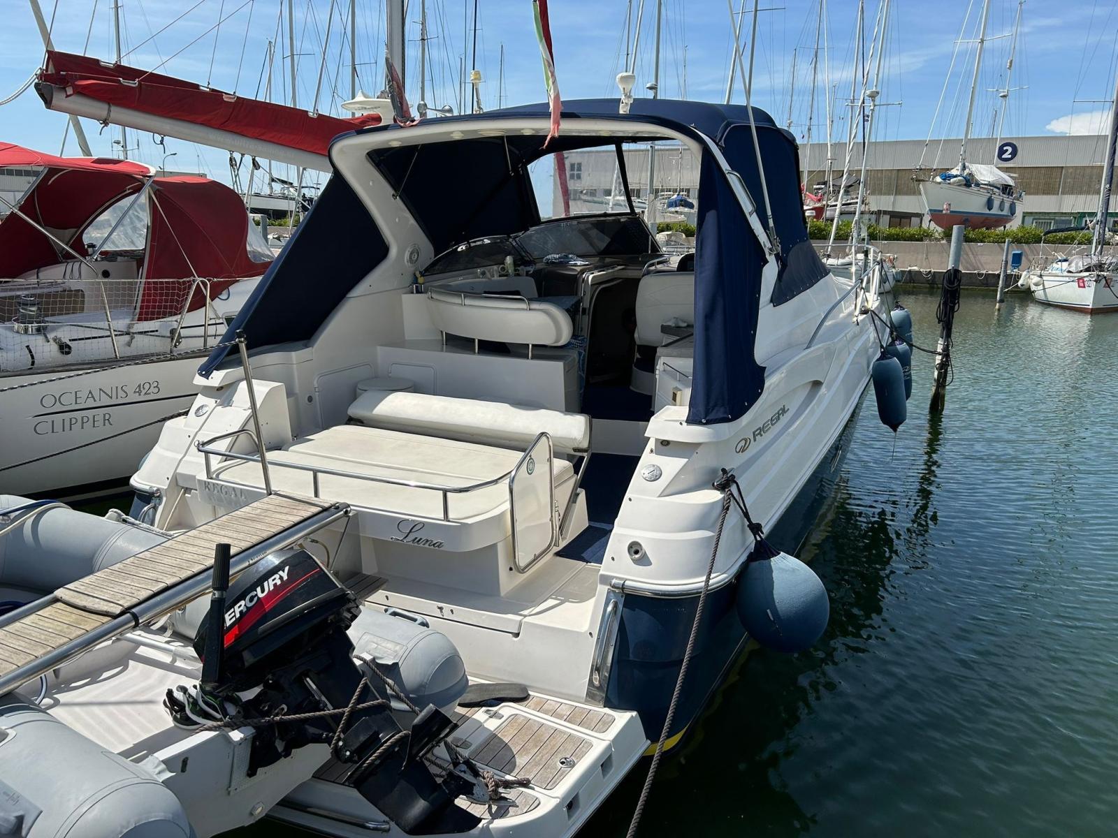 regal marine 3760 commodore