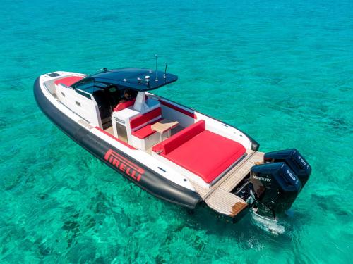 Pirelli 35 hors bord