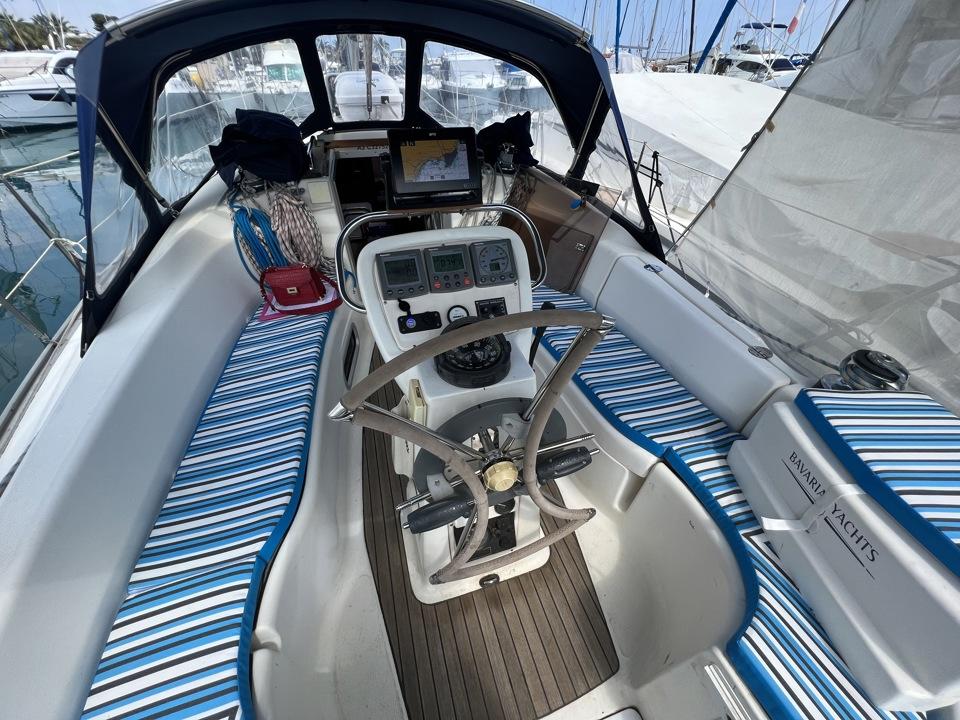 bavaria yachts 32