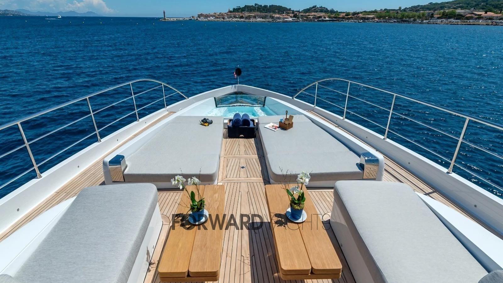 amer yachts Amer 120