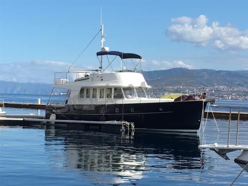 Beneteau trawler st 42
