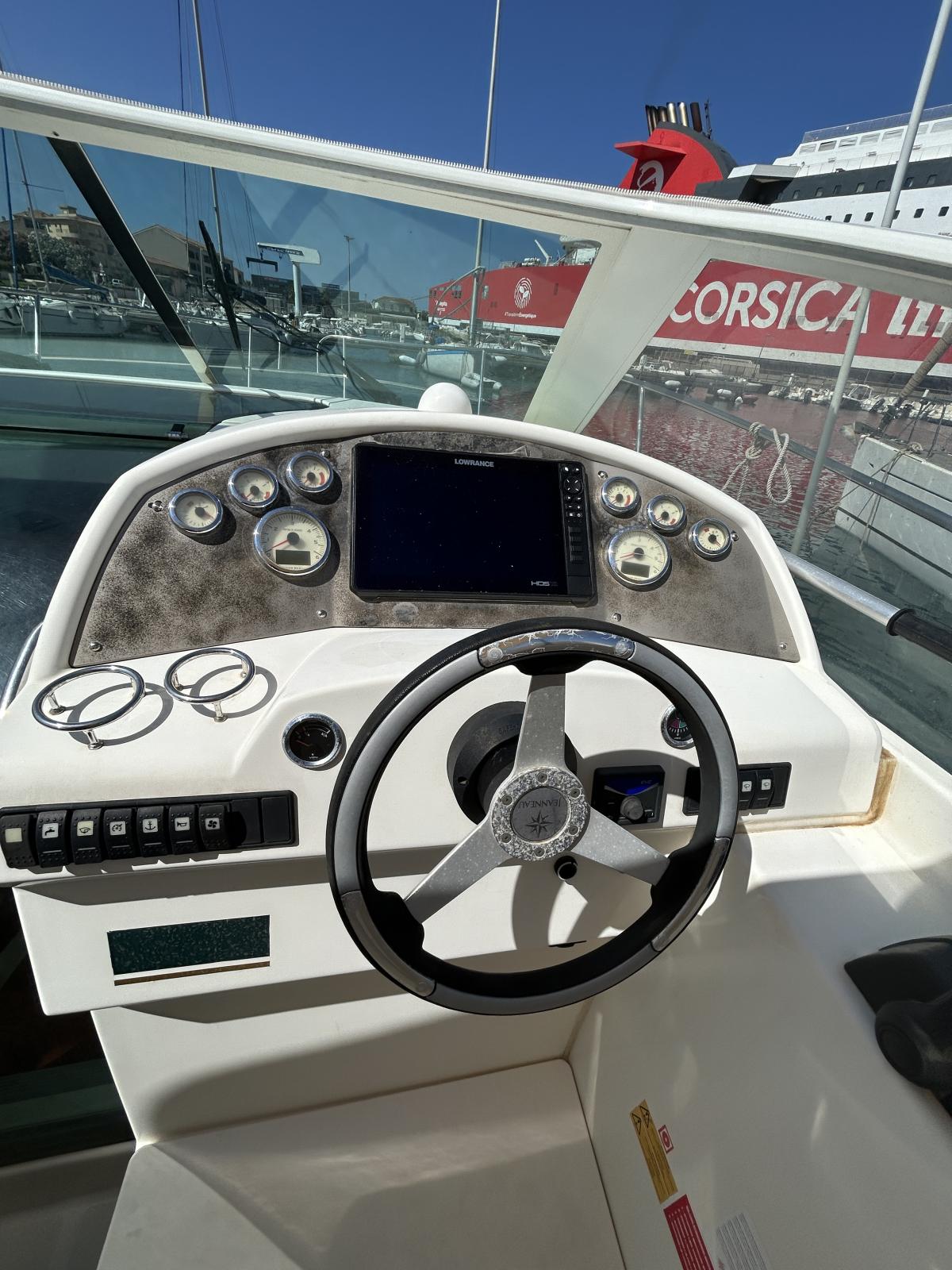 jeanneau Prestige 30s open