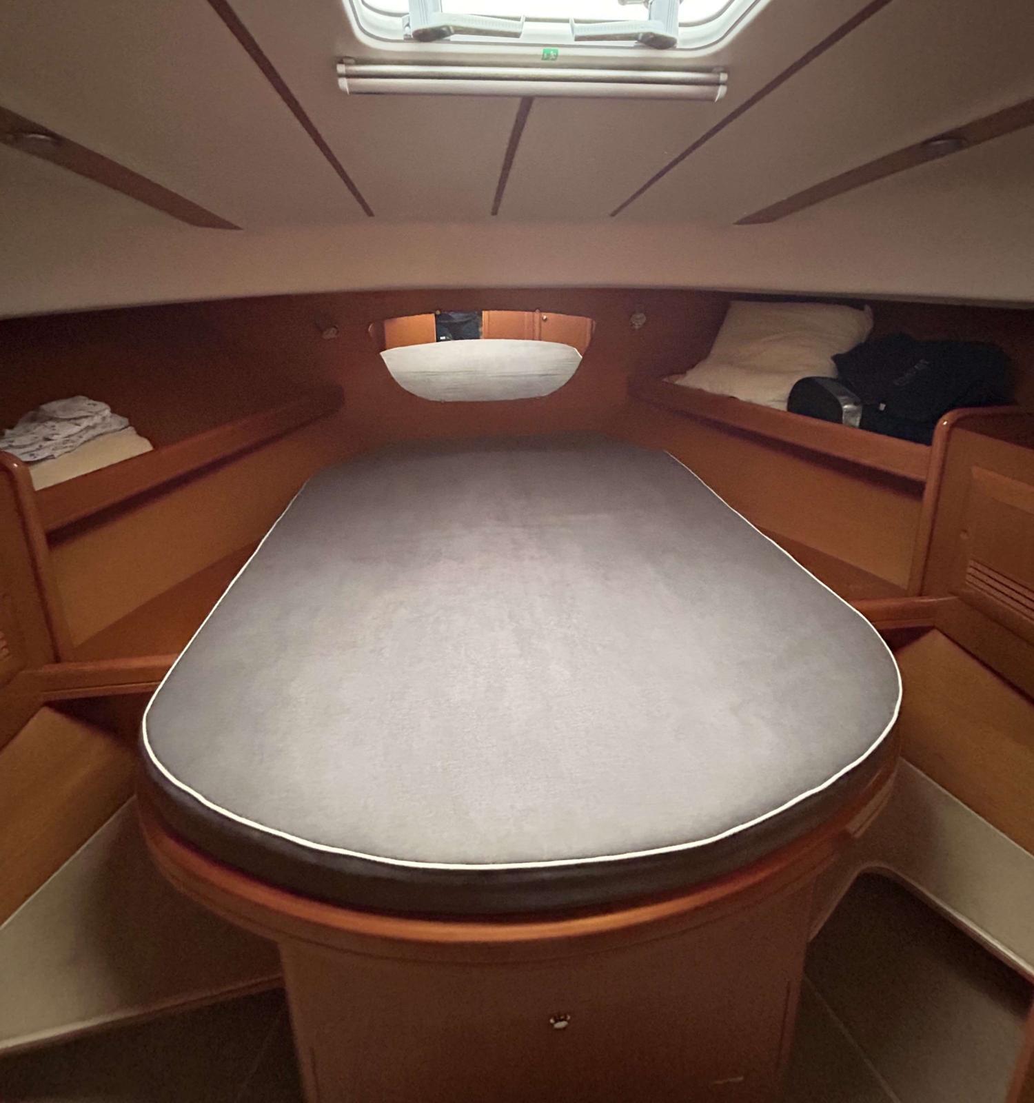 beneteau Antares 1080