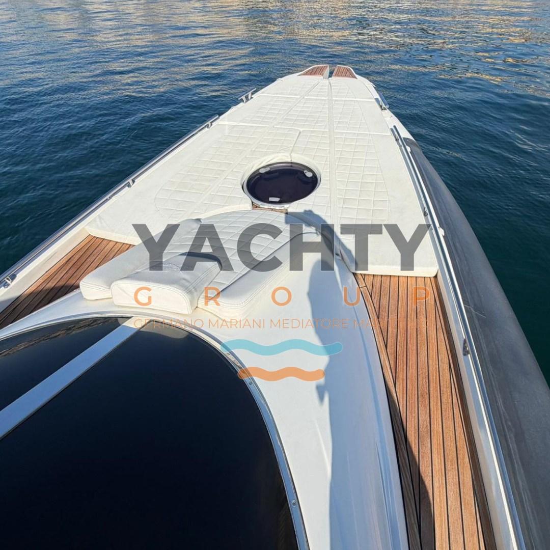 nuova jolly Prince 38 sport cabin