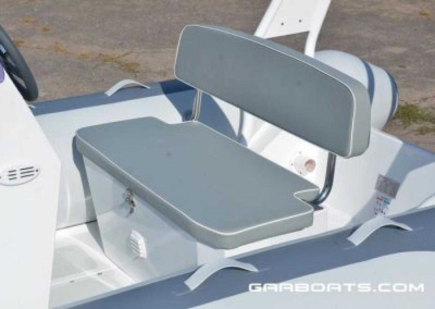 gala boats A360l