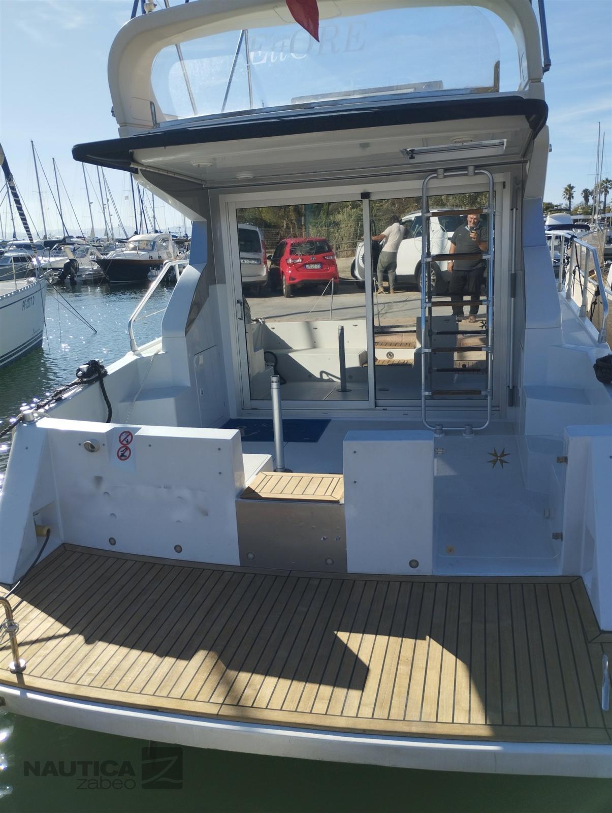 raffaelli Typhoon 38 fly