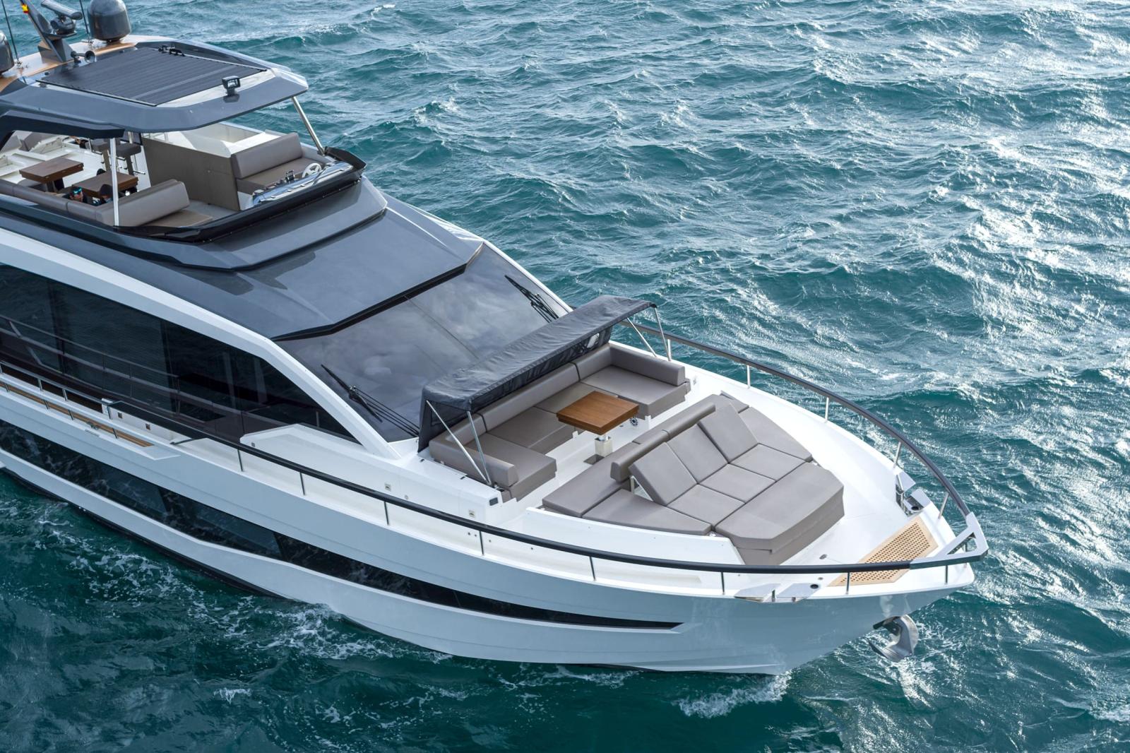 astondoa As8