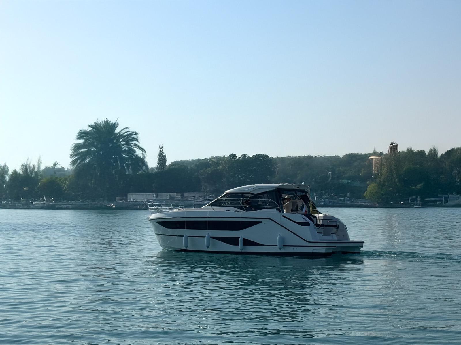 bavaria yachts Sr33