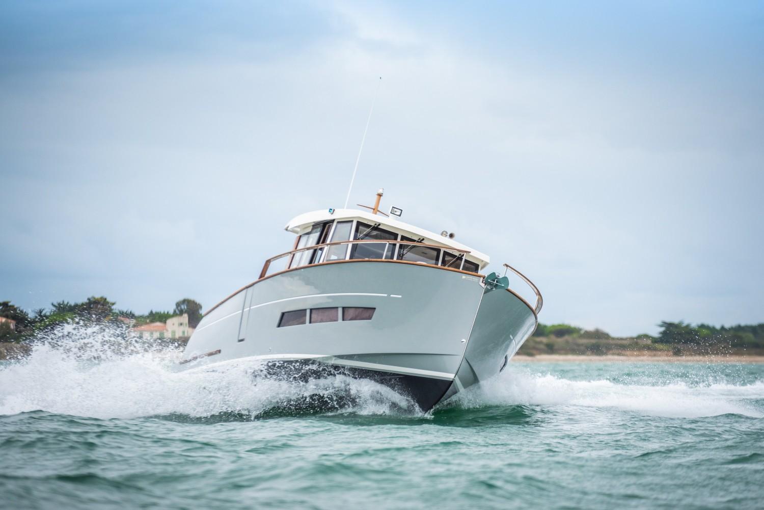 rhea marine 32 timonier
