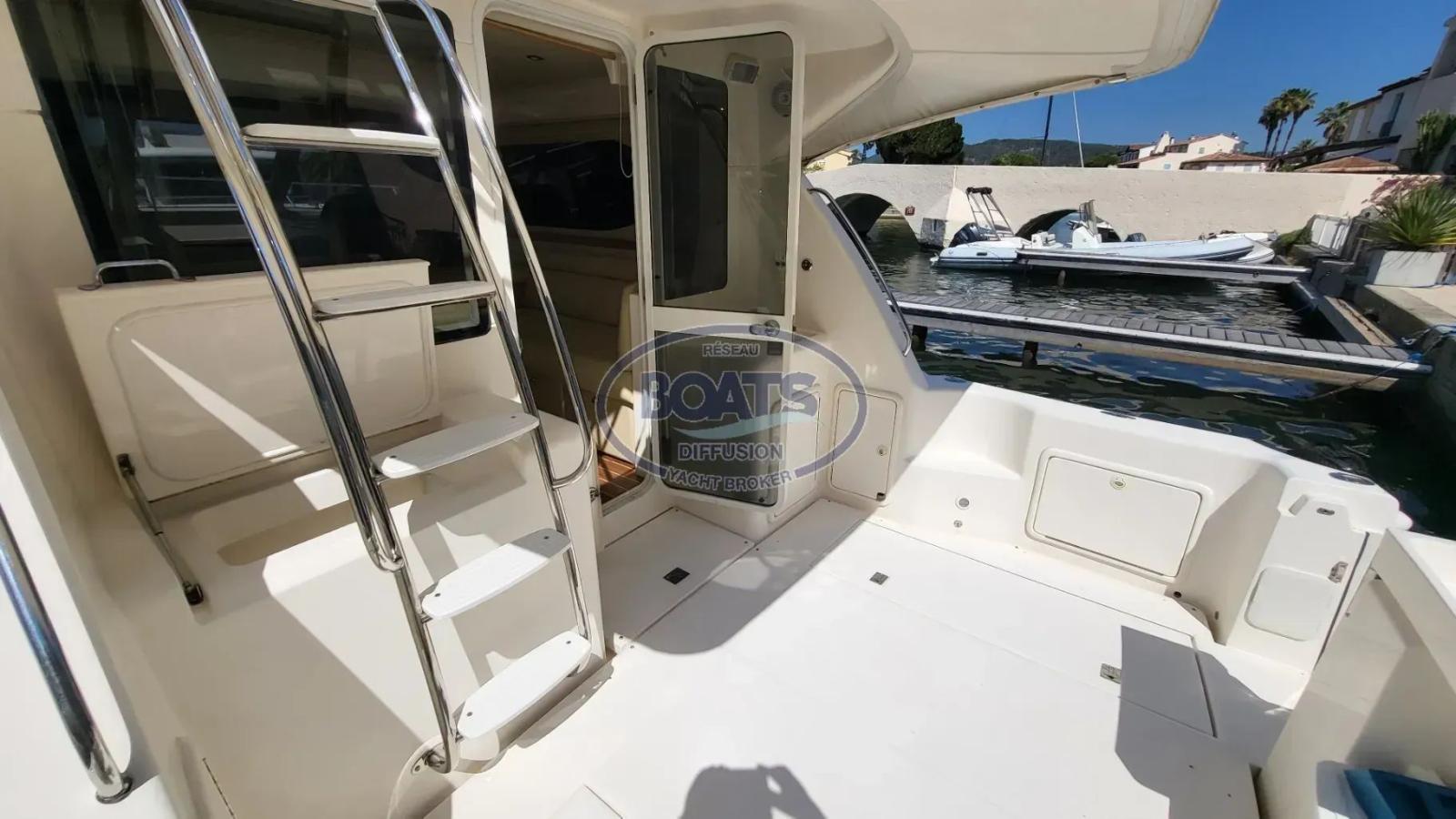 riviera Riviera 33 fly