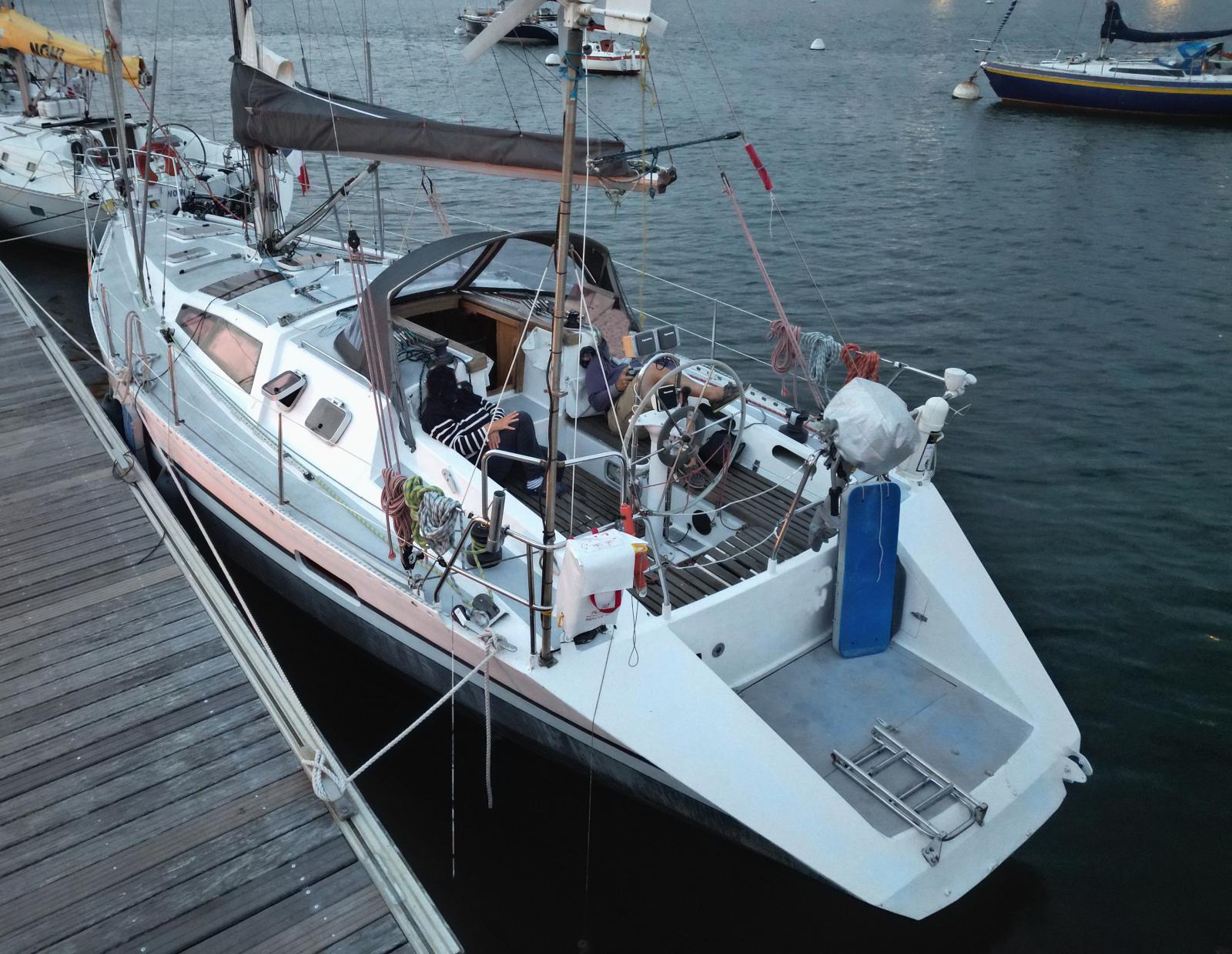 alubat Ovni 36