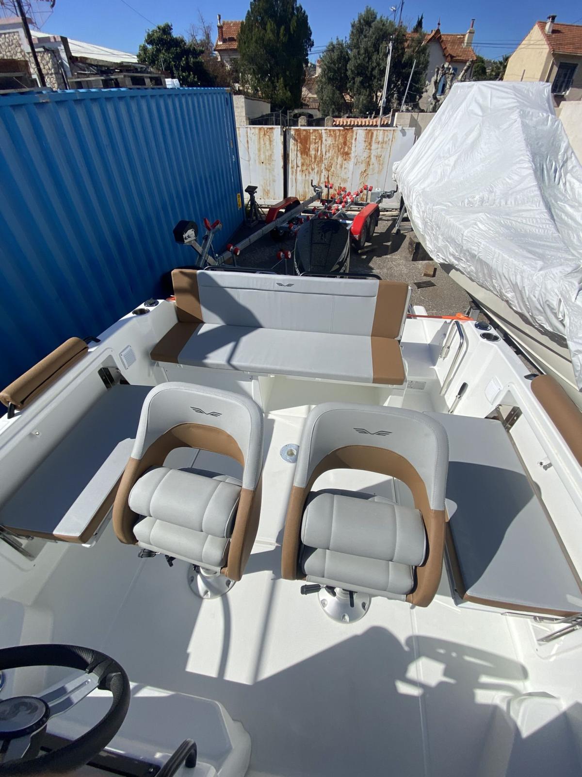 beneteau Flyer 7 sundeck