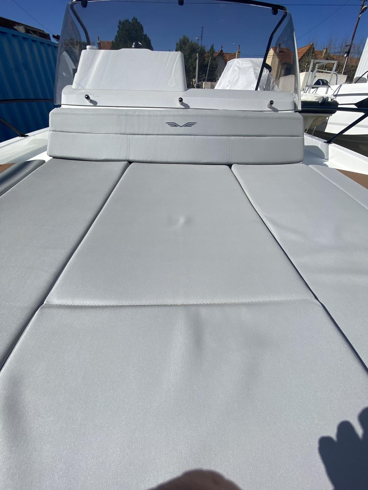 beneteau Flyer 7 sundeck