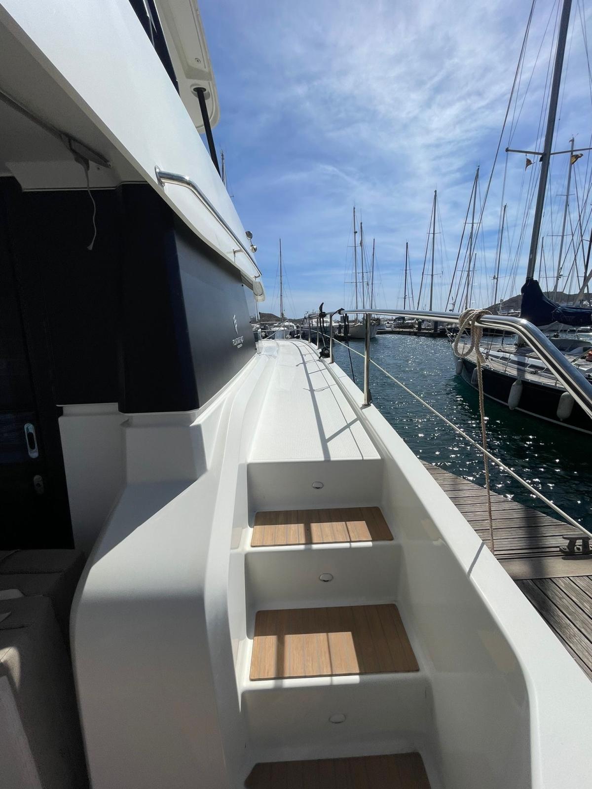 fountaine pajot My 44