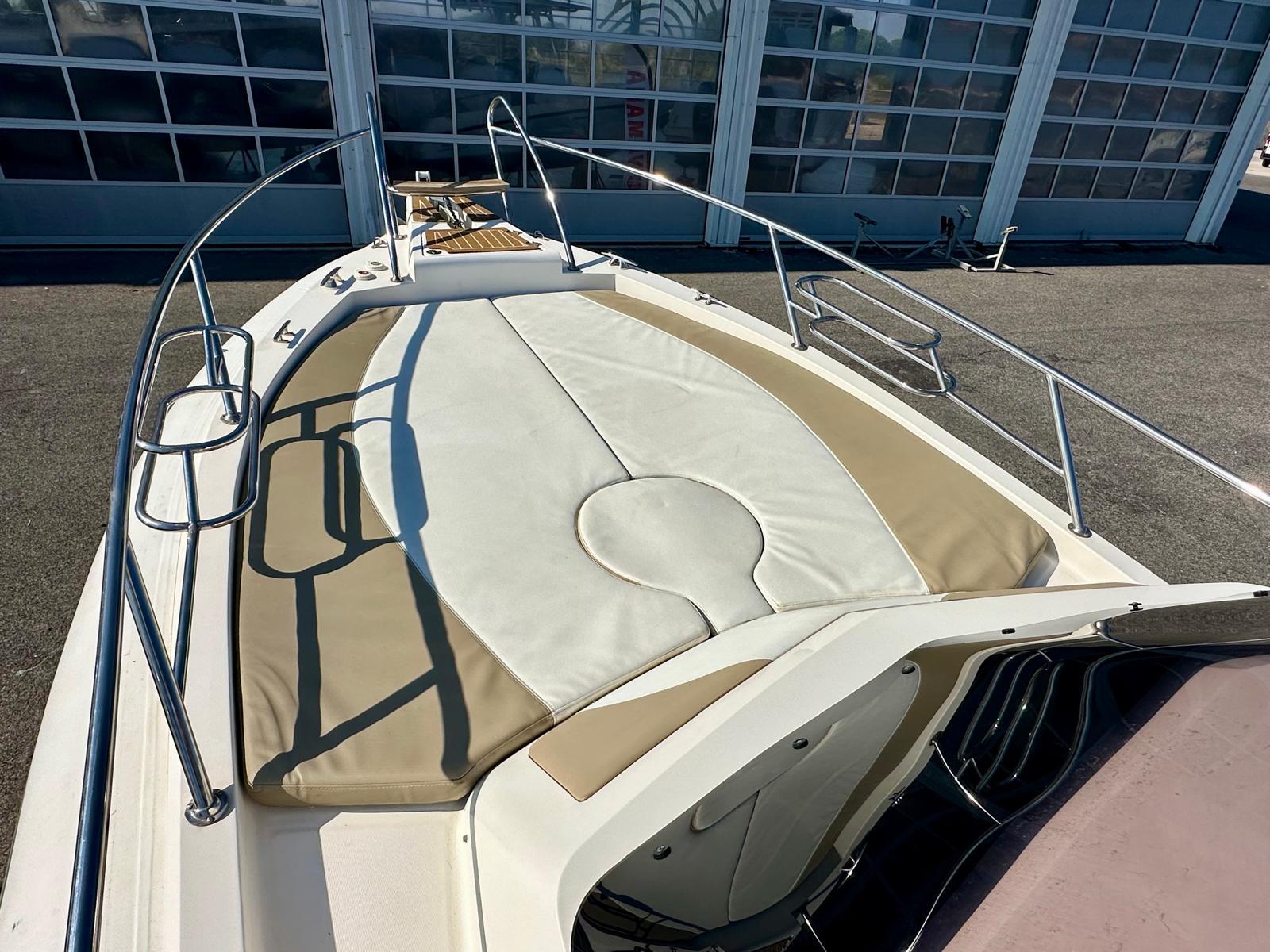 capelli Tempest 1000 wa