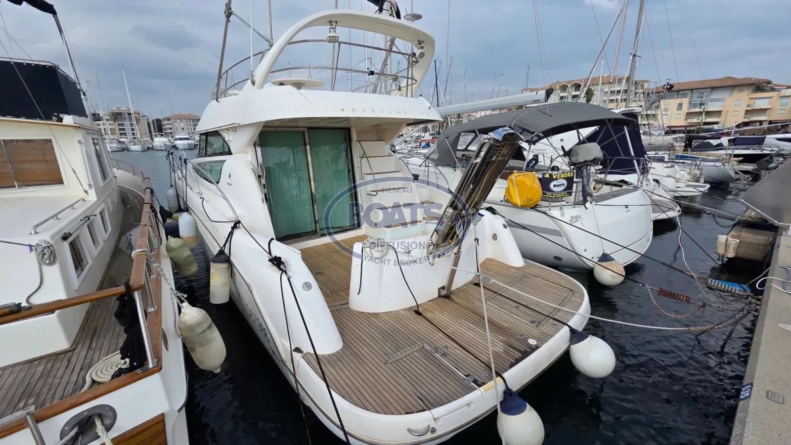 jeanneau Prestige 42 fly