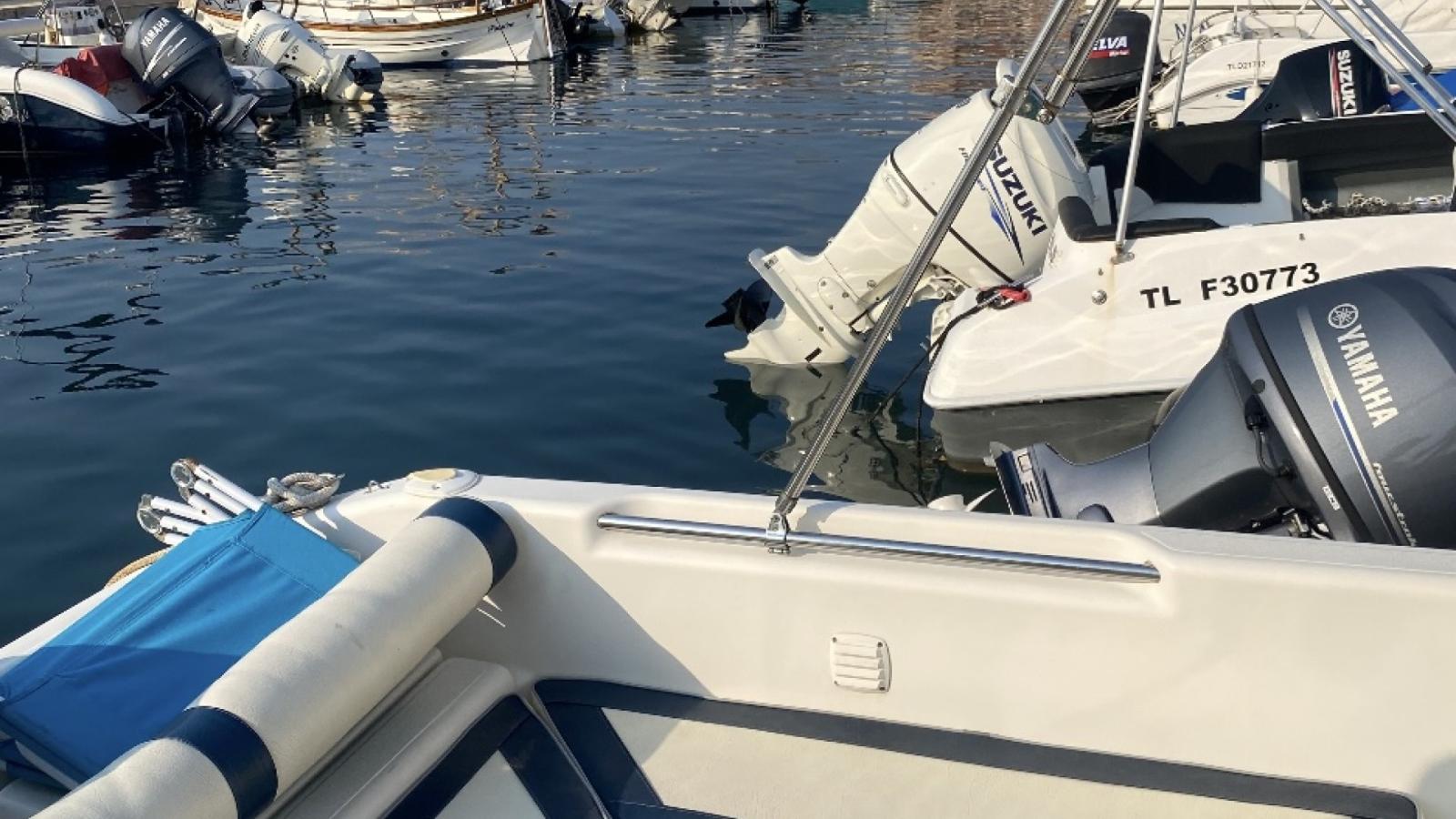 quicksilver 650 camping