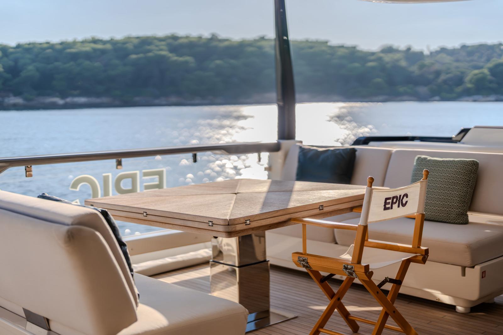 ferretti yachts 1000