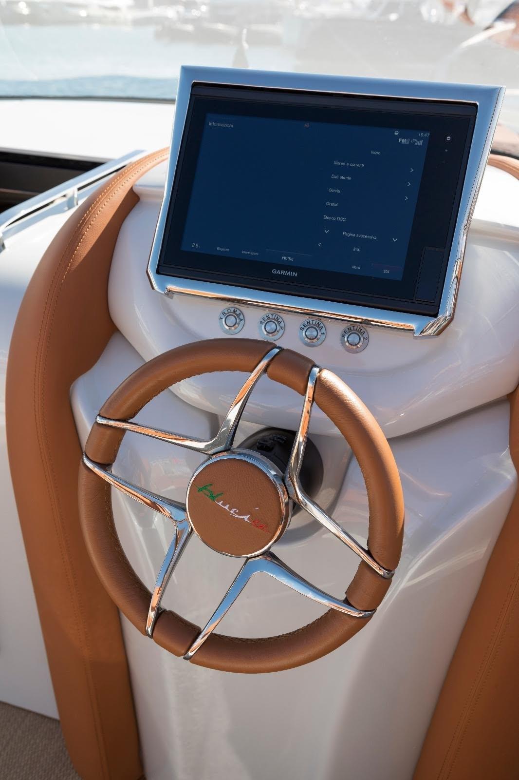 evo yachts T3