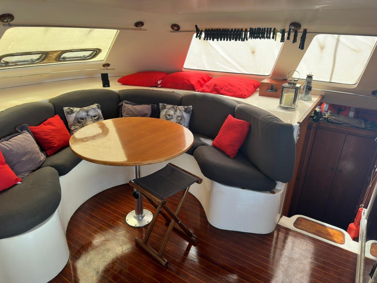 lagoon 47