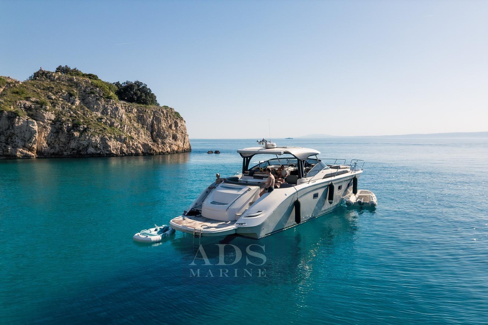 bavaria yachts Deep blue 46