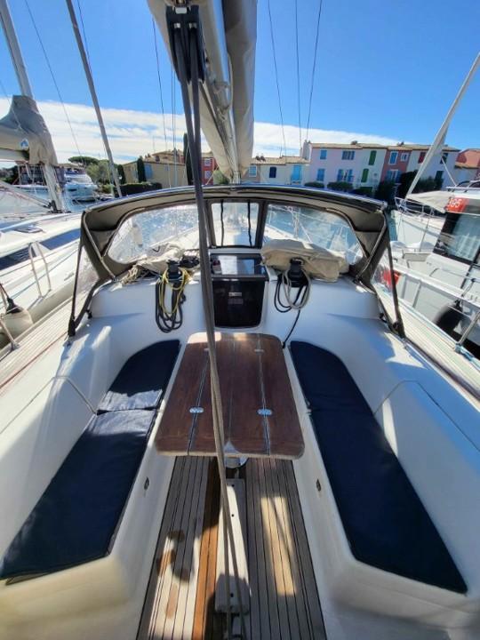 dufour 44