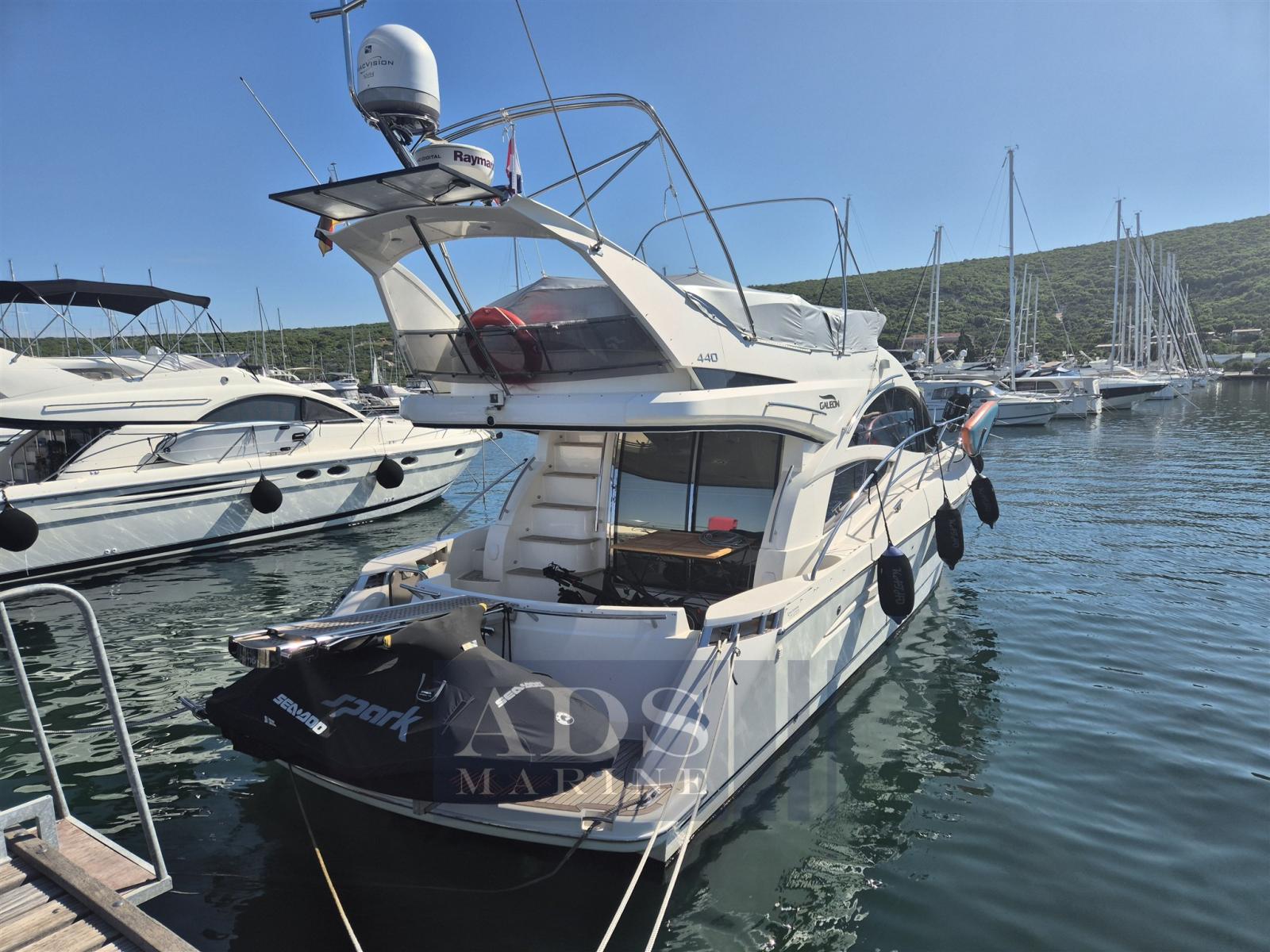 galeon 440 fly