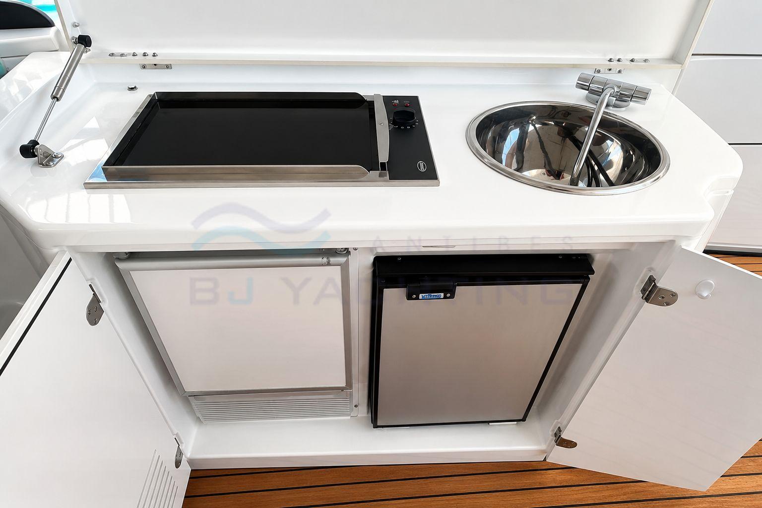 beneteau Monte carlo 42 hard top