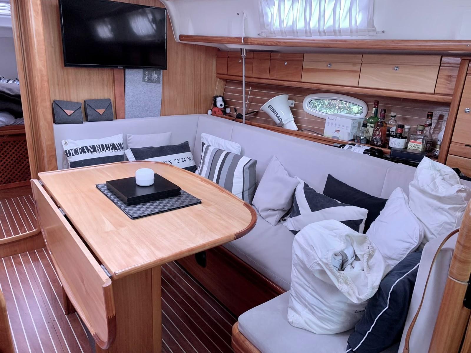 bavaria yachts Bavaria 37 cruiser
