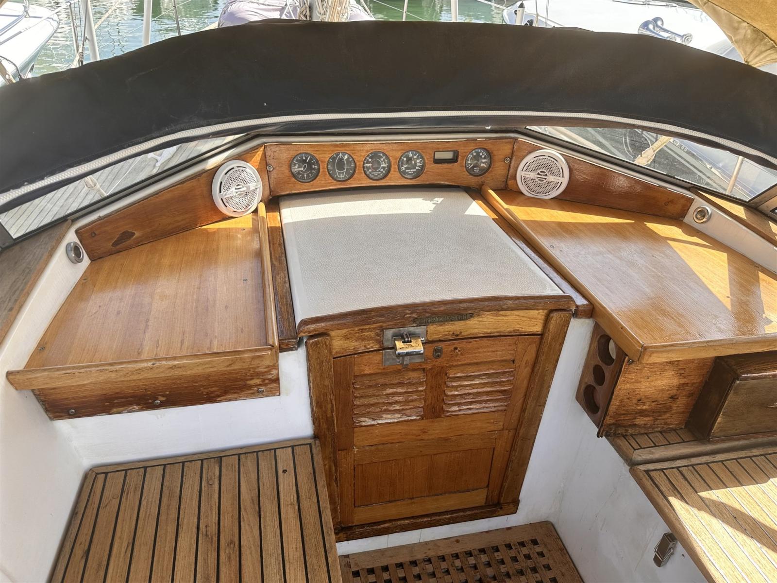 hallberg rassy Hr 38