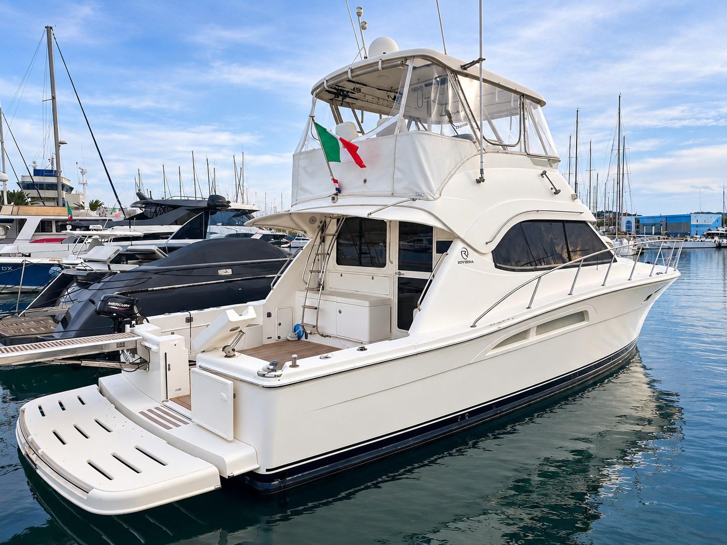 riviera marine 47 g2 flybridge