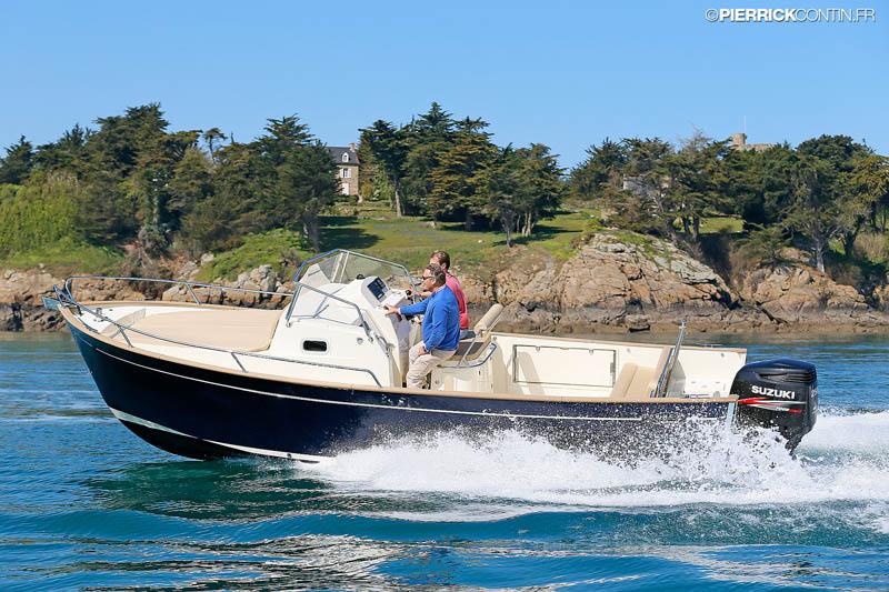 rhea marine 27 escapade