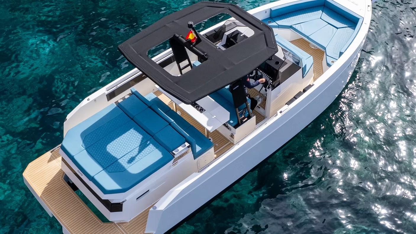 de antonio yachts D29
