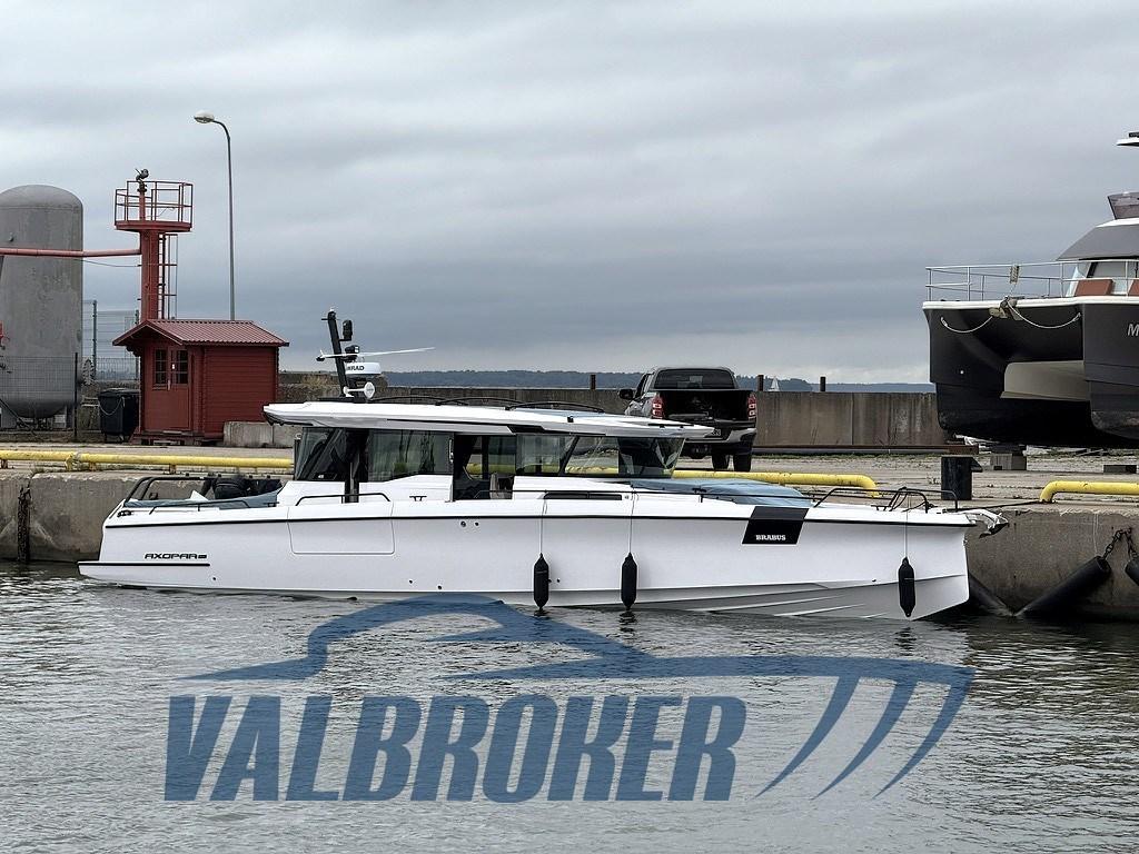 axopar 45 cross cabin