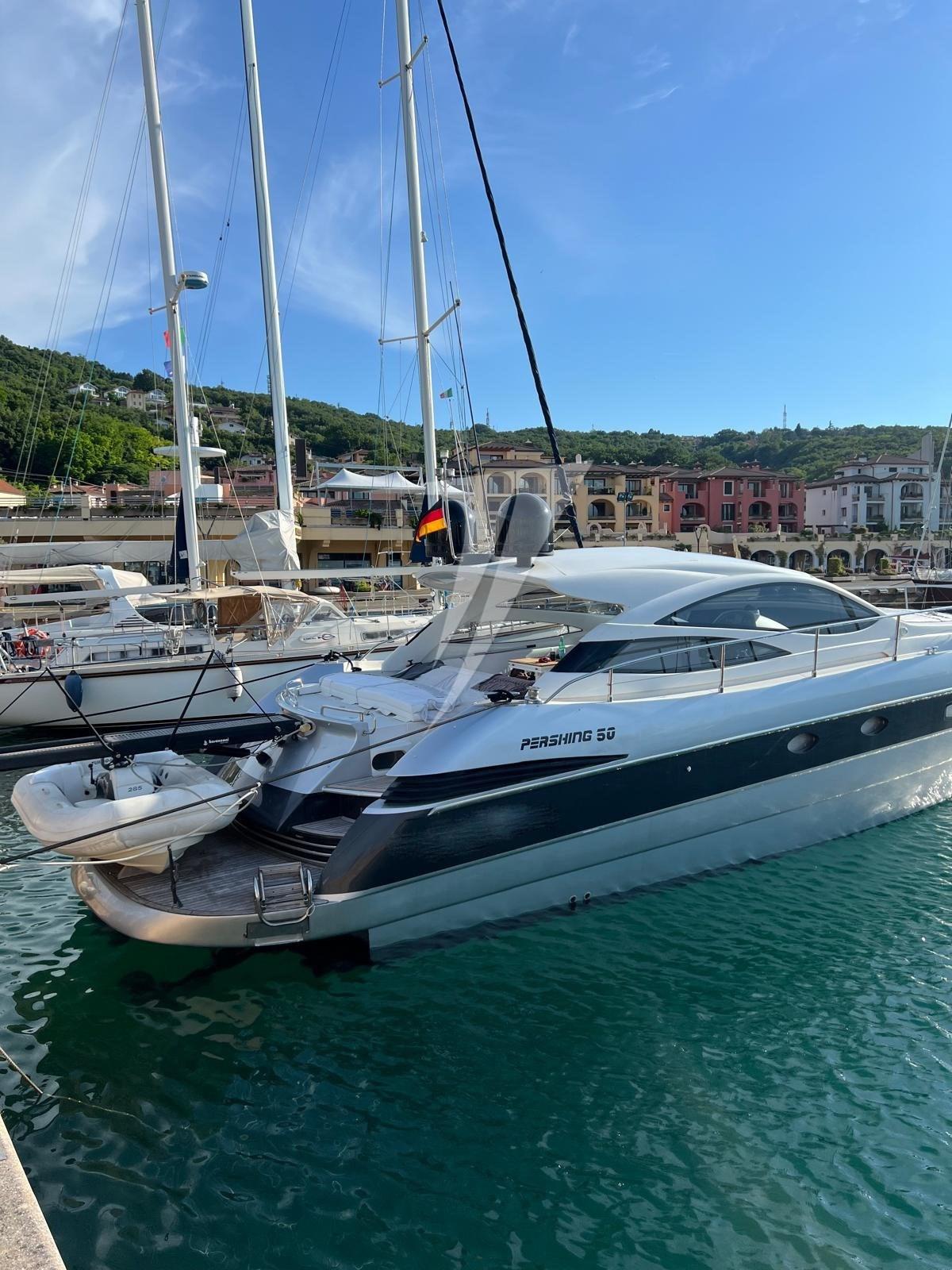 pershing 50'