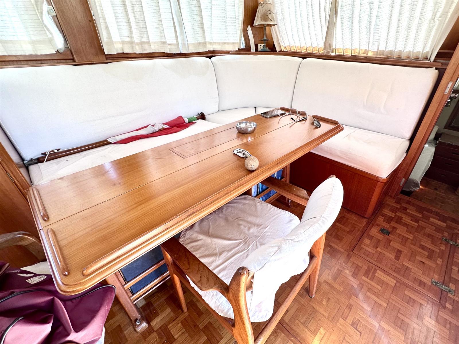 grand banks 46' classic