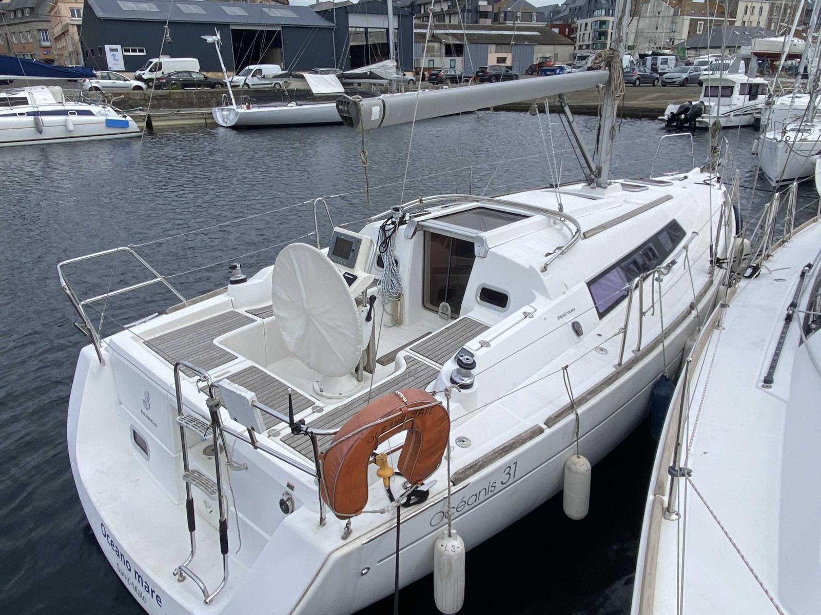 beneteau Oceanis 31