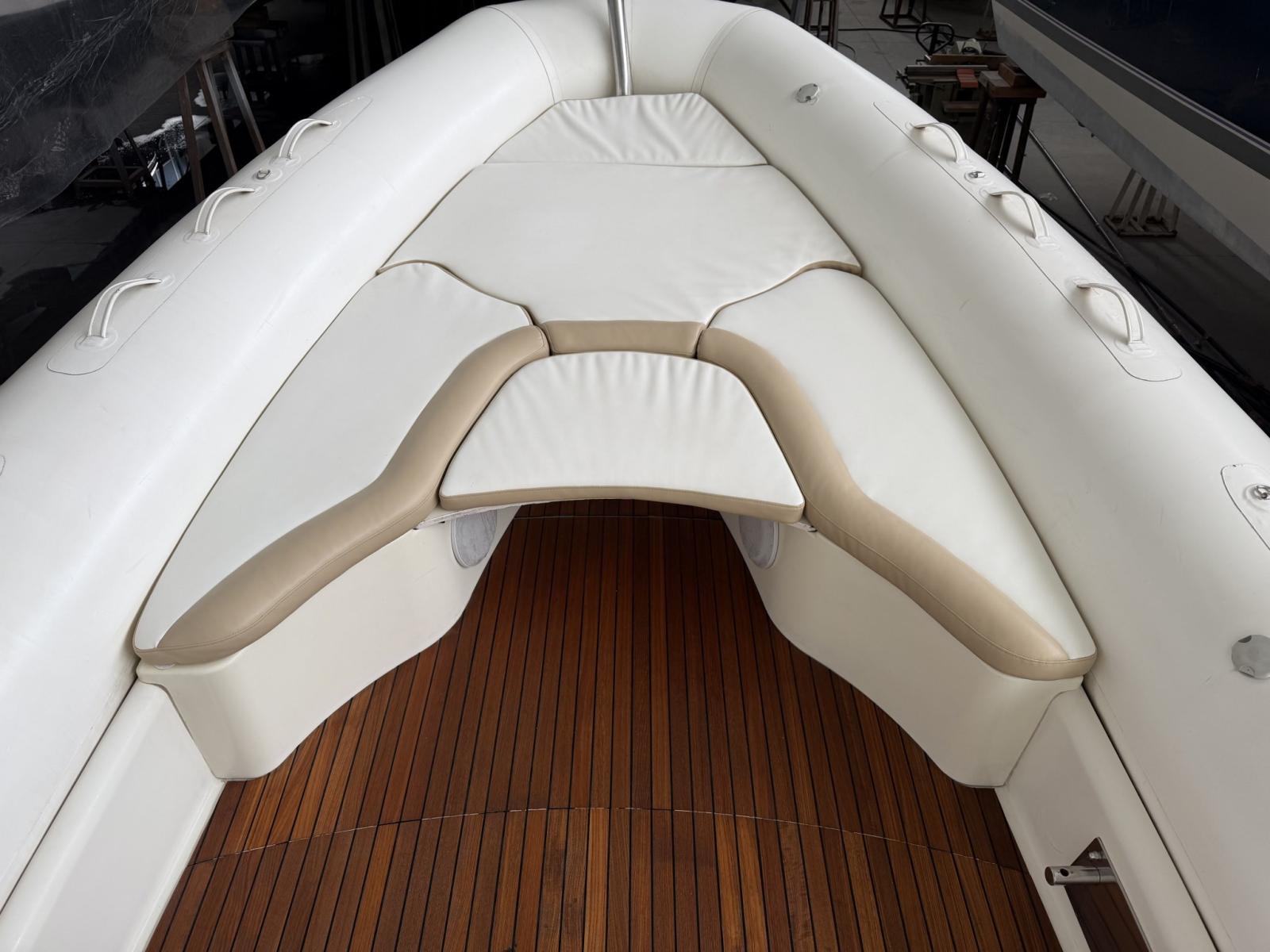 zodiac italia Avon gt 850