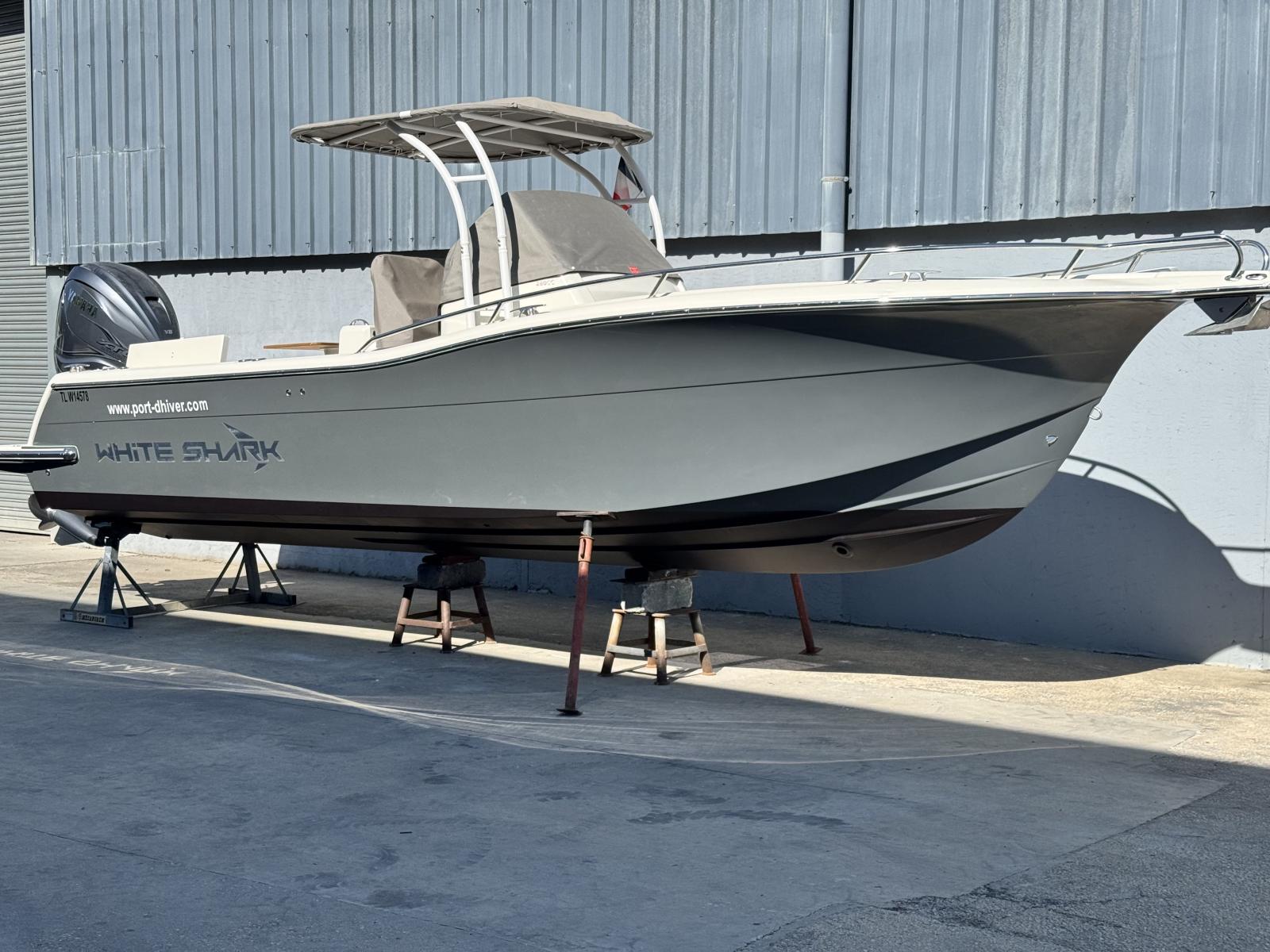 white shark 280 cc evo