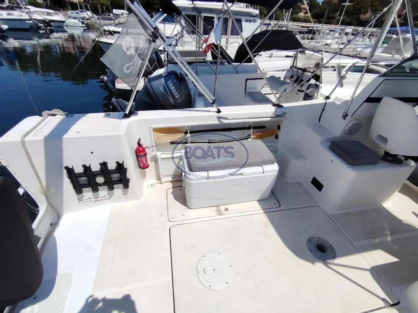 seaswirl Seaswirl striper 2600 walkaround américain open de pêche sportiv