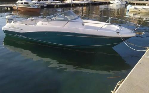 Jeanneau cap camarat 755