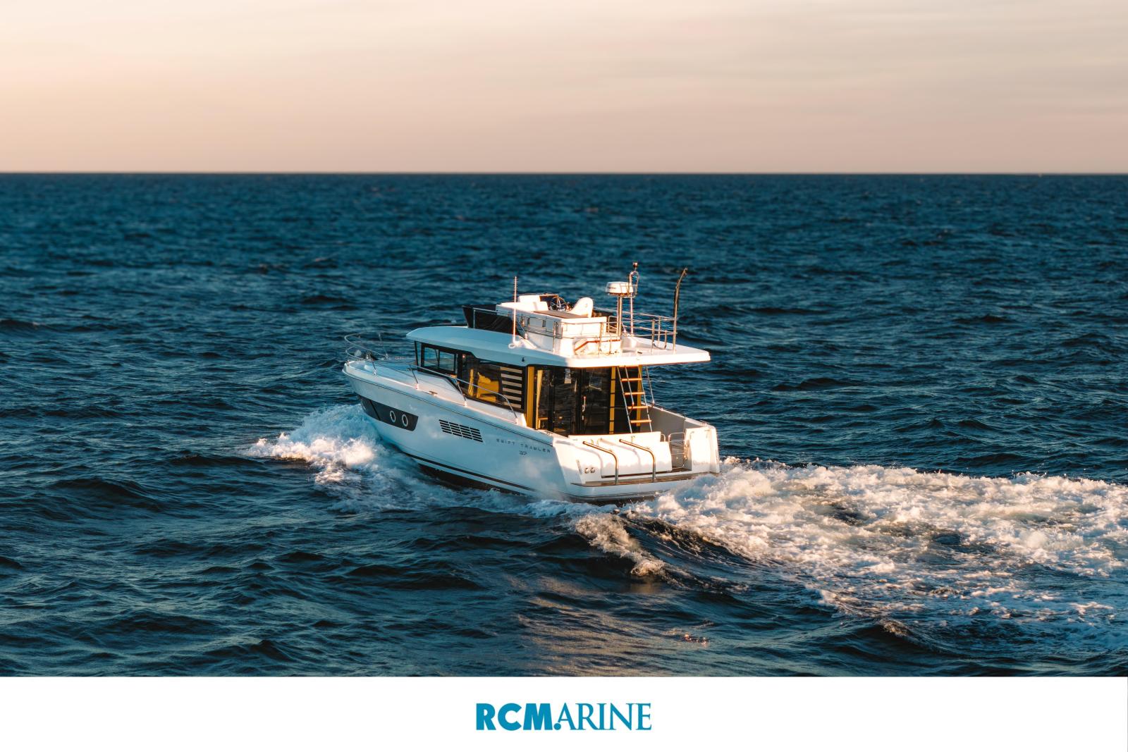 beneteau Swift trawler 37 fly